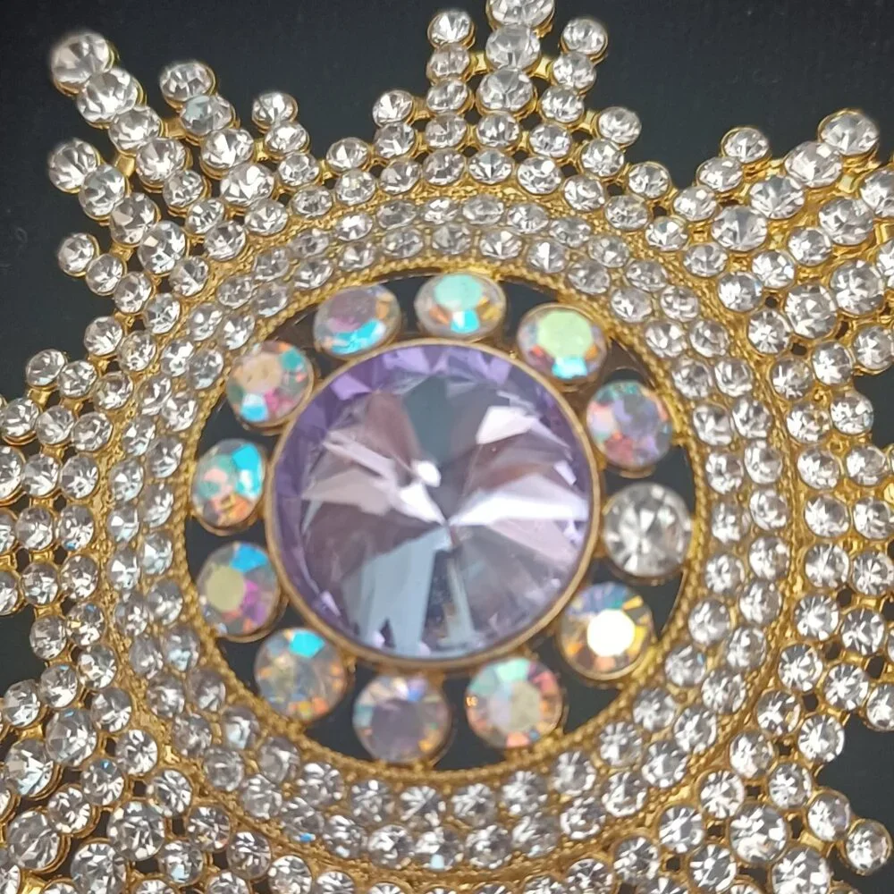 Fabulous Rhinestone Star with Lavender Center Stones - Picture 2 of 4